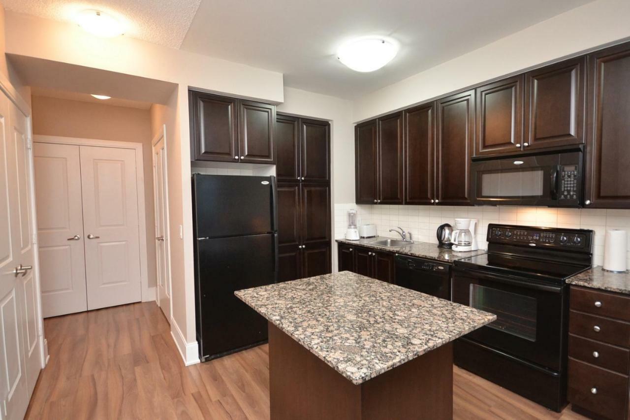 Urban Furnished Suites - Mississauga Exterior photo